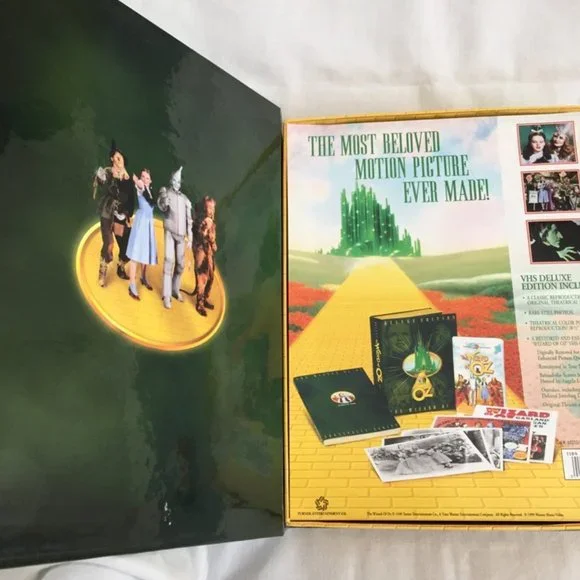Wizard of Oz Deluxe VHS Edition (NWOT) - Picture 2 of 12